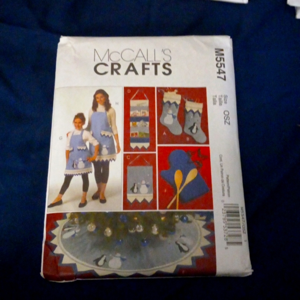 Vintage McCall's Christmas Crafts Pattern